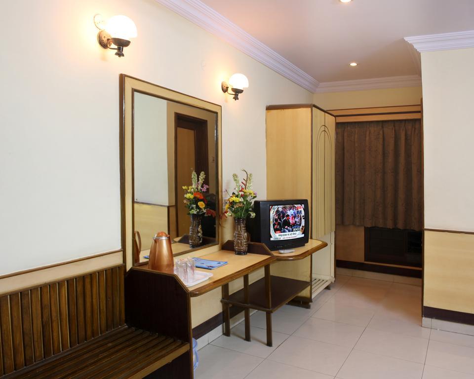 Hotel Kohinoor Plaza 아우랑가바드 객실 사진
